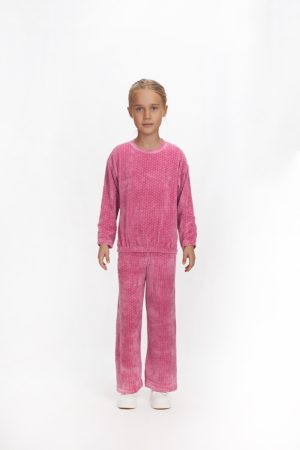 Alternative view of PRETTY VELVET